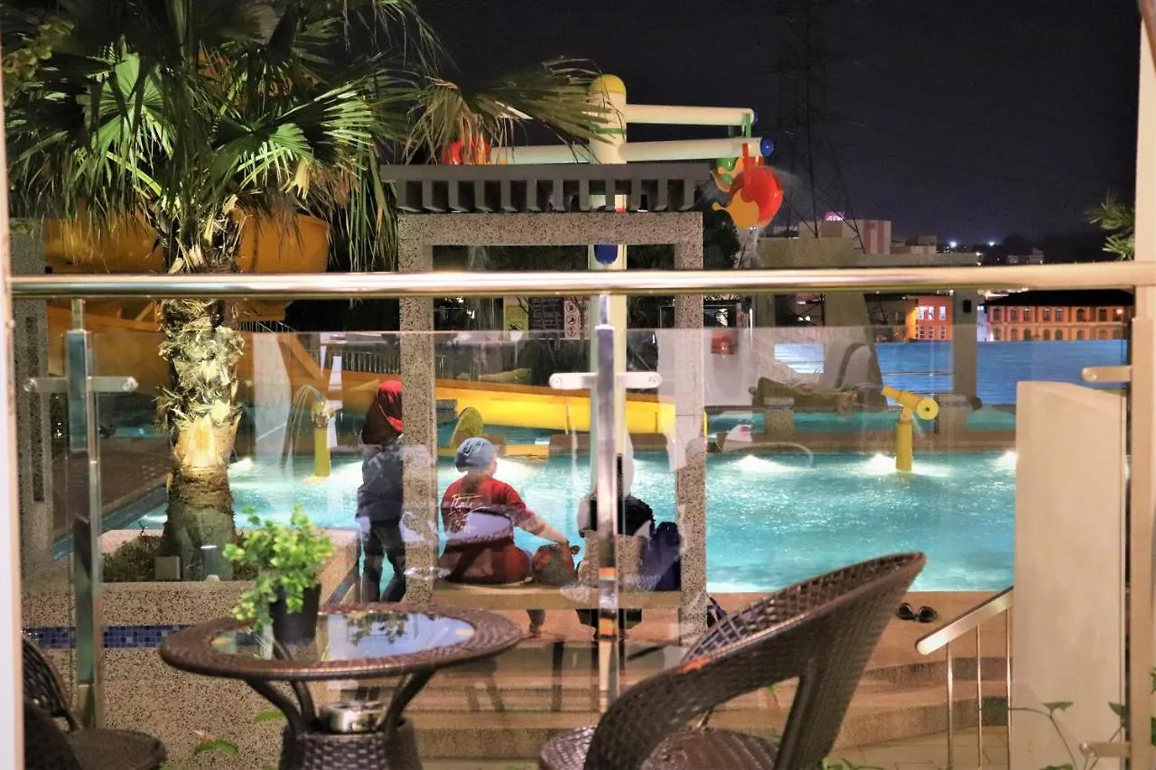 Apartament Impian Raudah Melaka With Pool Hotel